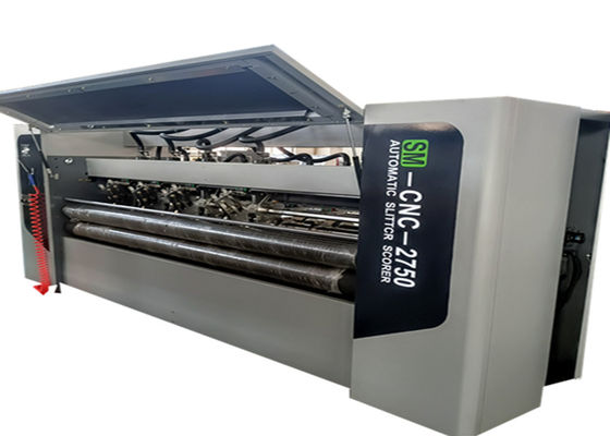 Taglio e punteggio efficienti con alimentatore manuale a lama sottile
