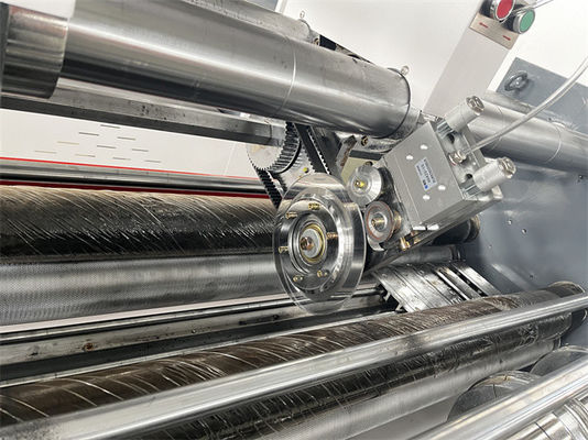 Regolazione elettrica a lama sottile Slitter Scorer Machine con alimentatore manuale